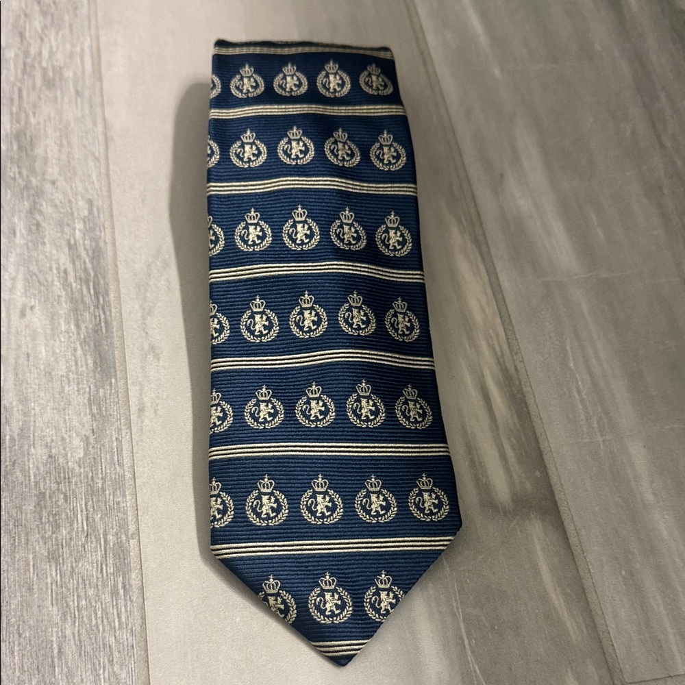 Lands' End Navy and Gold Crest Stripe Tie